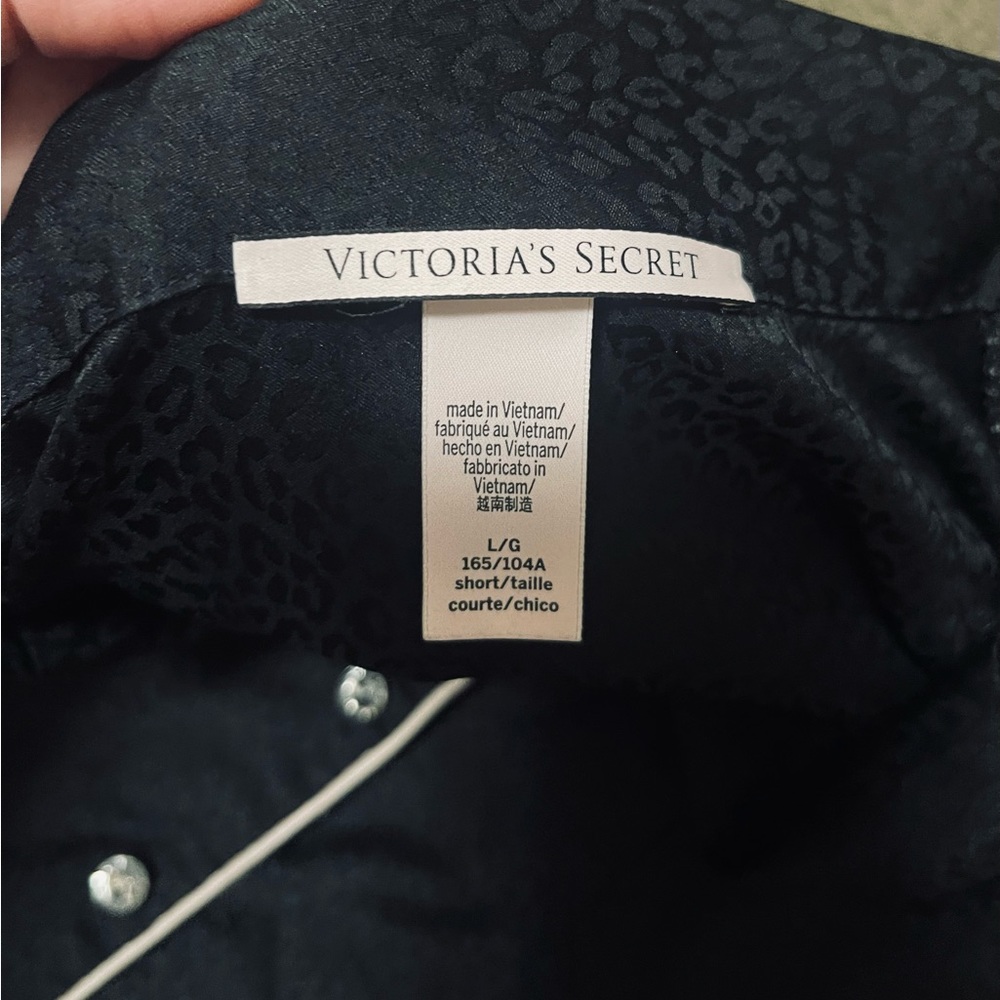 Victoria Secret Black Cheetah PJs Size Large